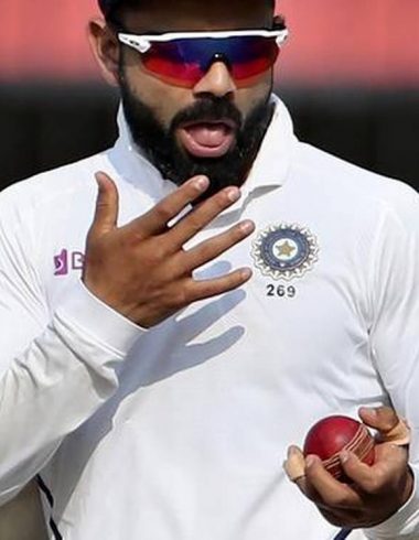 Virat Kholi spitting on cricket ball